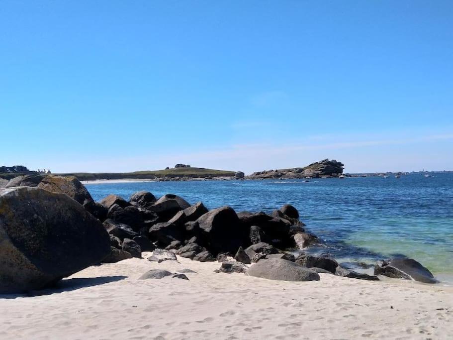 Gite Kerbourc'H Charmant Et Confortable, Mer Et Plages A 3Km, Ploudalmezeau Exterior photo